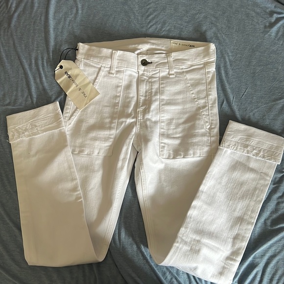 $90 - WHITE Rag and Bone / Jean skinny - folded unfinished cuff - Picture 3 of 11